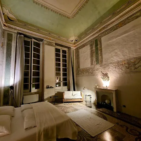 Apartment Unique Palazzo In Palazzo Sopranis *